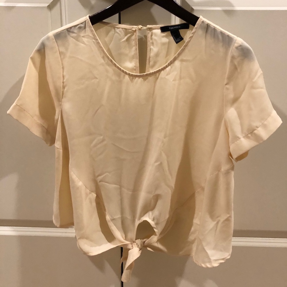 Tie-front top